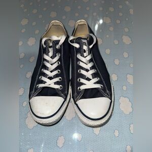 Navy Converse - Women’s 9/Men’s 7. Worn a few times, but still in good condition